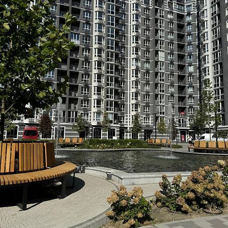 Апартаменти В Жк Гранд Бурже Подобово Bucha Eksteriør billede